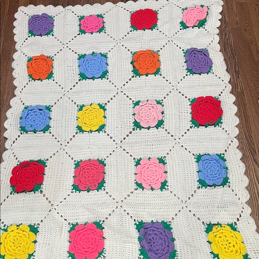 Vintage Crocheted Rosette Lap Blanket Baby Blanket White Multi-Color Roses